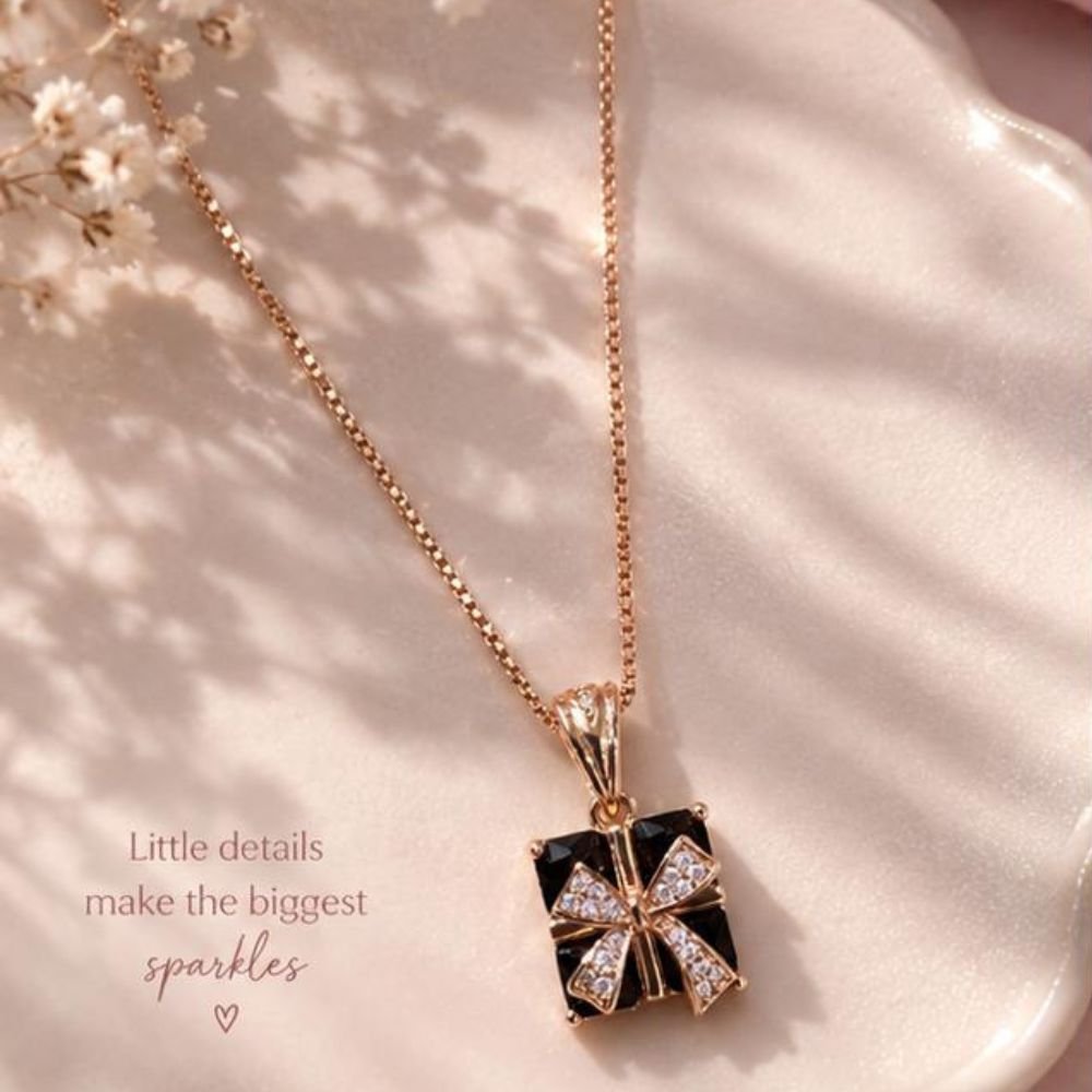 Sparkling Gift Box Bow Pendant