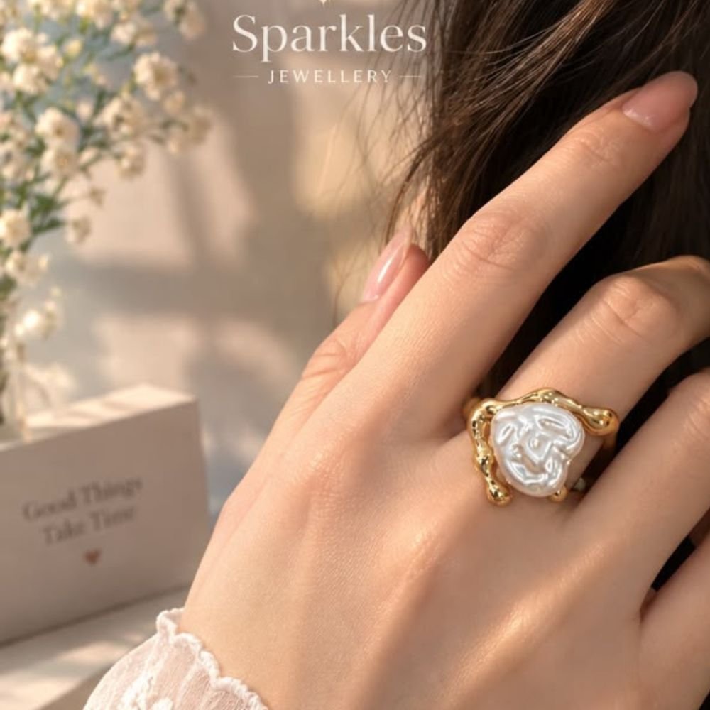 Lumière Pearl Ring